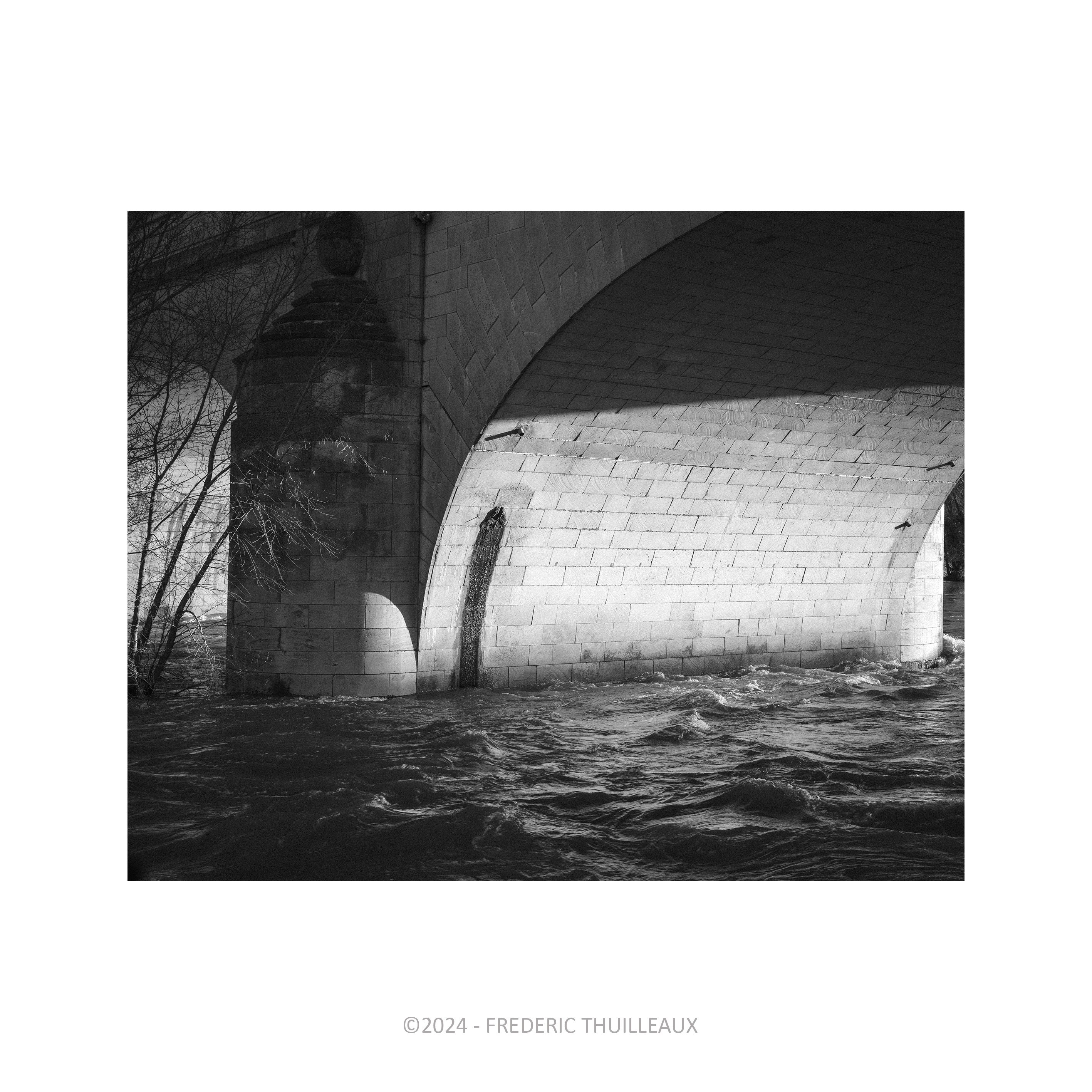 Pont Wilson, Tours - Mars 2024 